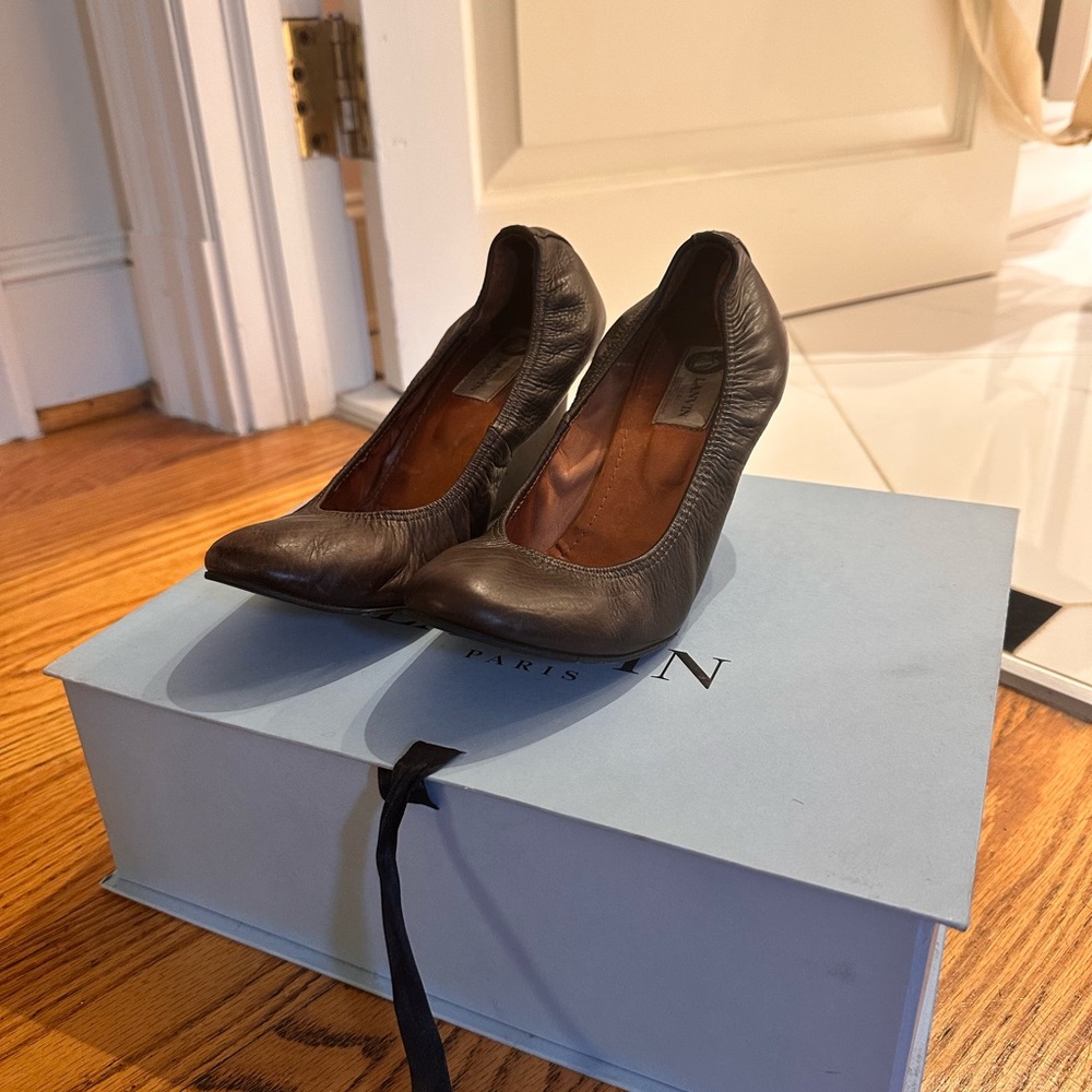 Lanvin Dark Brown Leather Heels used